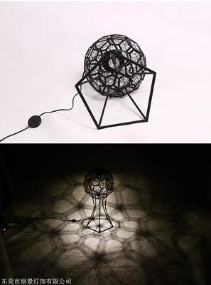 鐵藝球燈